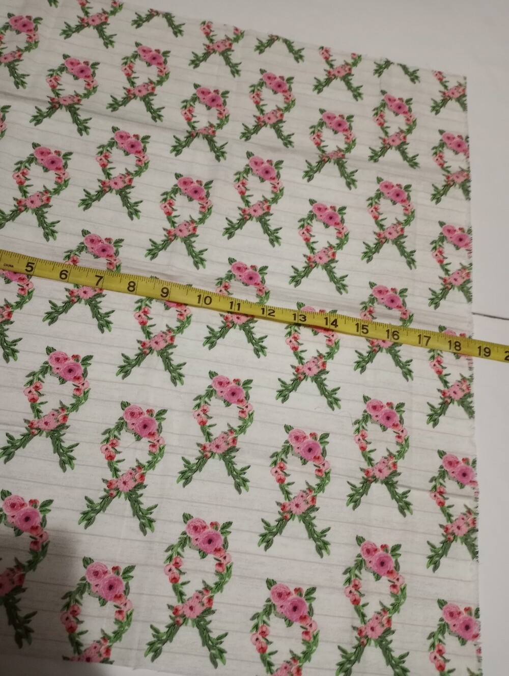 Small Fabric Lot. - Picture 7 of 14